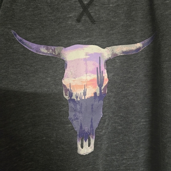 Greyson Threads Grey Graphic T-Shirt with Bull Skull Design XL - Picture 3 of 5